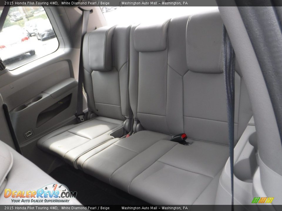 2015 Honda Pilot Touring 4WD White Diamond Pearl / Beige Photo #31