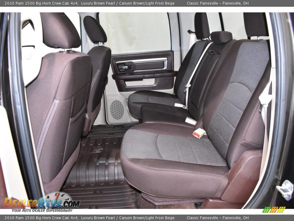 2016 Ram 1500 Big Horn Crew Cab 4x4 Luxury Brown Pearl / Canyon Brown/Light Frost Beige Photo #8