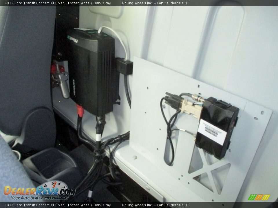 2013 Ford Transit Connect XLT Van Frozen White / Dark Gray Photo #13