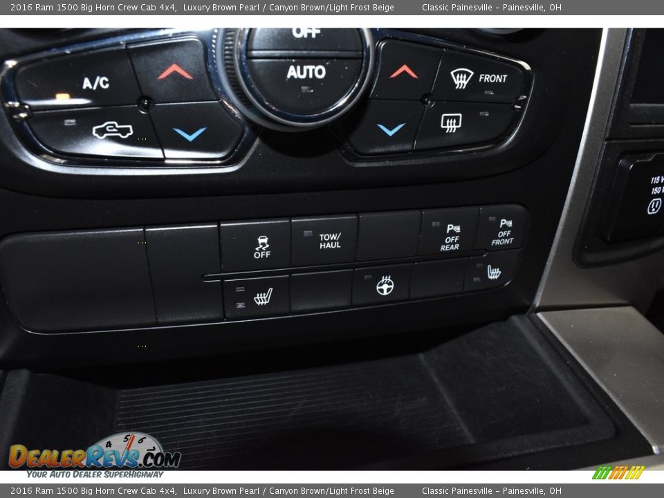 2016 Ram 1500 Big Horn Crew Cab 4x4 Luxury Brown Pearl / Canyon Brown/Light Frost Beige Photo #15