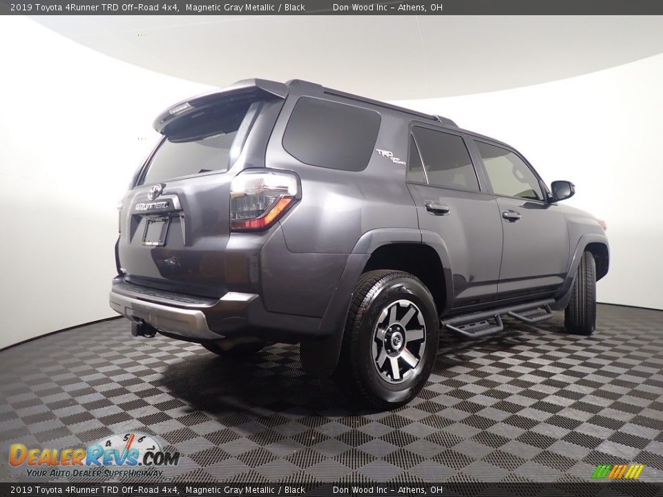 2019 Toyota 4Runner TRD Off-Road 4x4 Magnetic Gray Metallic / Black Photo #17