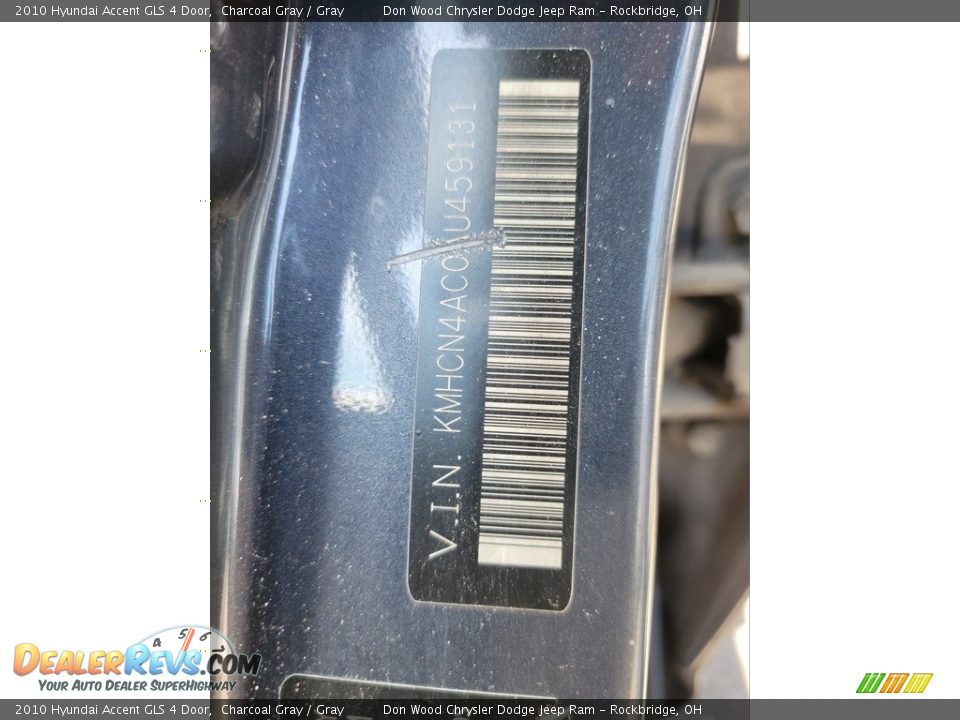 2010 Hyundai Accent GLS 4 Door Charcoal Gray / Gray Photo #7
