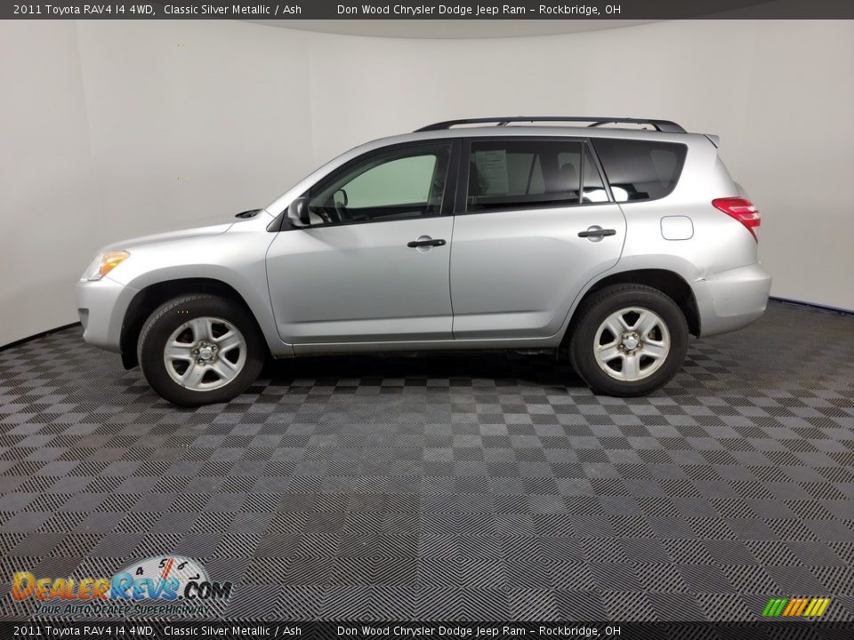 2011 Toyota RAV4 I4 4WD Classic Silver Metallic / Ash Photo #5