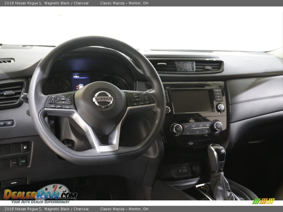 2018 Nissan Rogue S Magnetic Black / Charcoal Photo #6