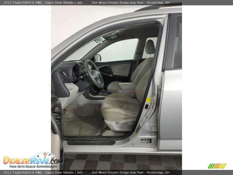 2011 Toyota RAV4 I4 4WD Classic Silver Metallic / Ash Photo #15