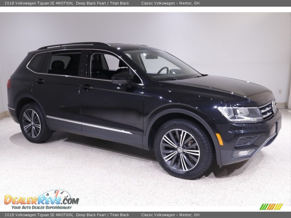 2018 Volkswagen Tiguan SE 4MOTION Deep Black Pearl / Titan Black Photo #1