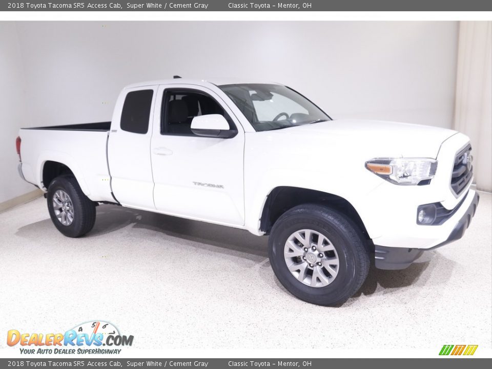 2018 Toyota Tacoma SR5 Access Cab Super White / Cement Gray Photo #1