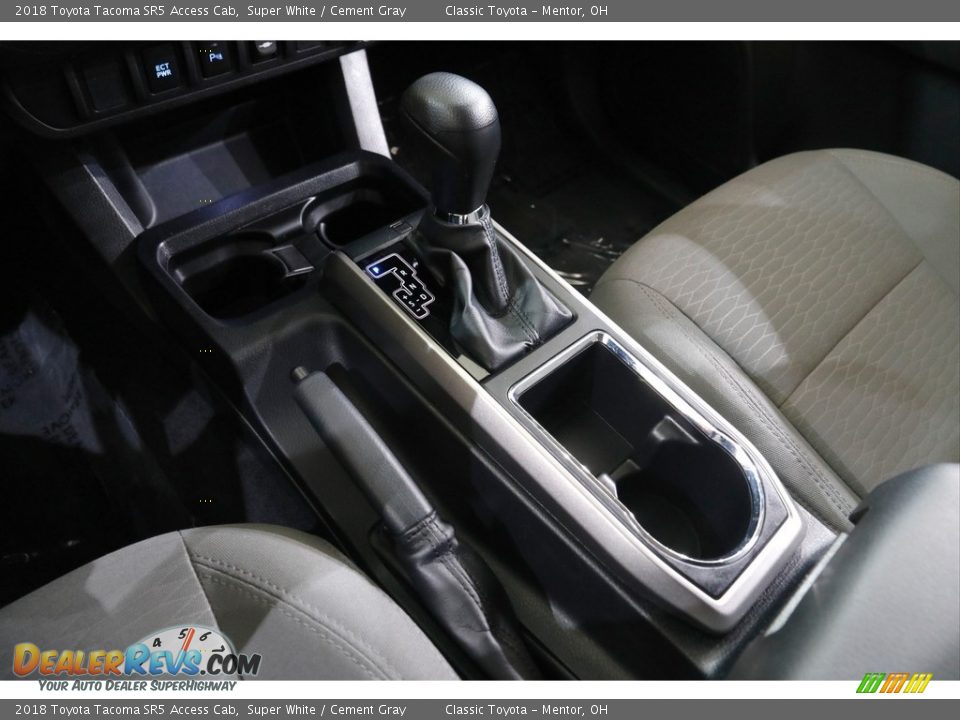 2018 Toyota Tacoma SR5 Access Cab Super White / Cement Gray Photo #13