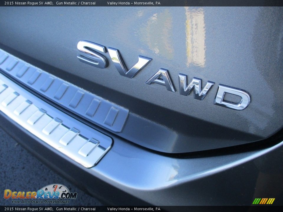 2015 Nissan Rogue SV AWD Gun Metallic / Charcoal Photo #6