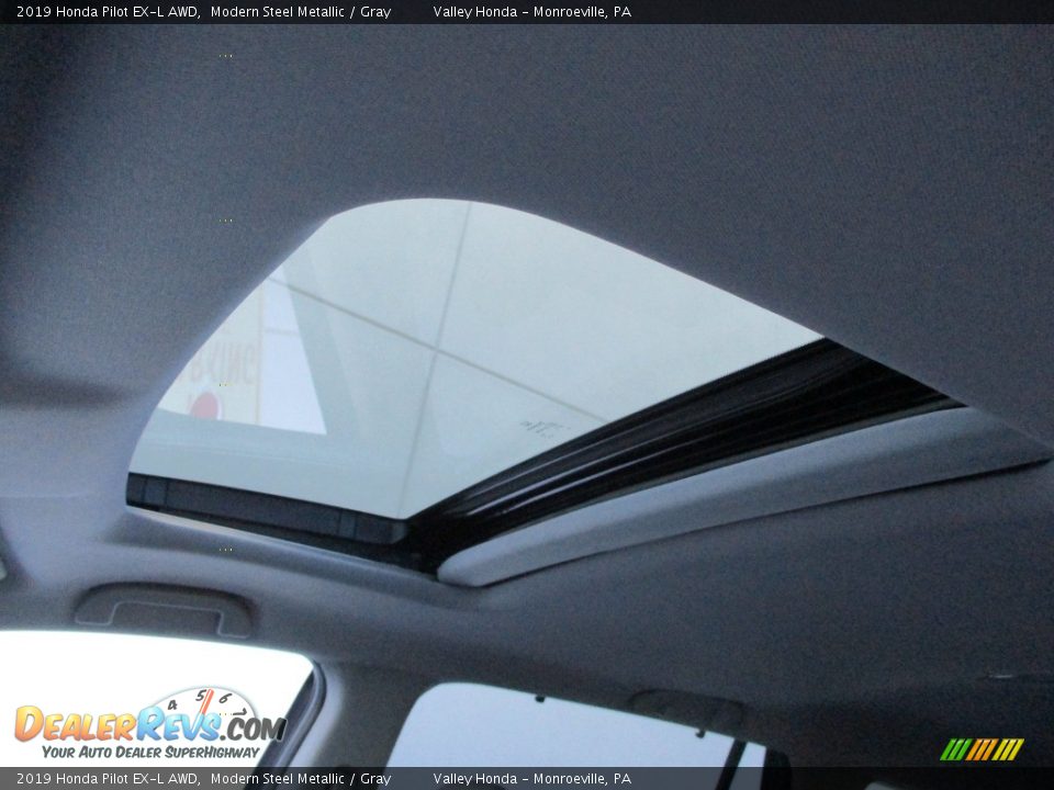 2019 Honda Pilot EX-L AWD Modern Steel Metallic / Gray Photo #11