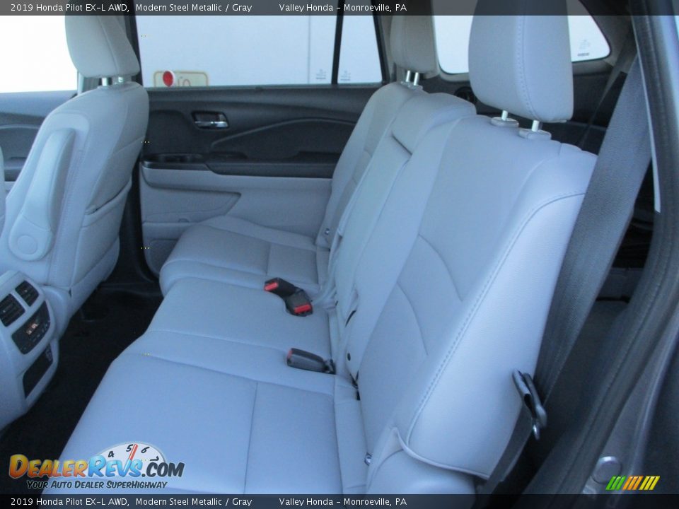 2019 Honda Pilot EX-L AWD Modern Steel Metallic / Gray Photo #13