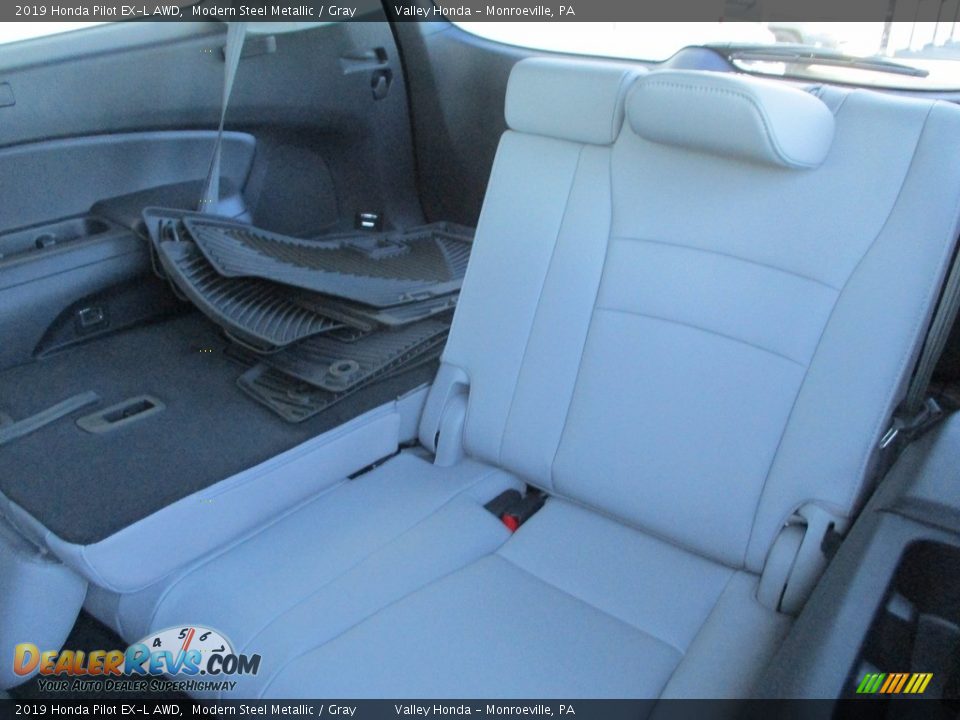 2019 Honda Pilot EX-L AWD Modern Steel Metallic / Gray Photo #14