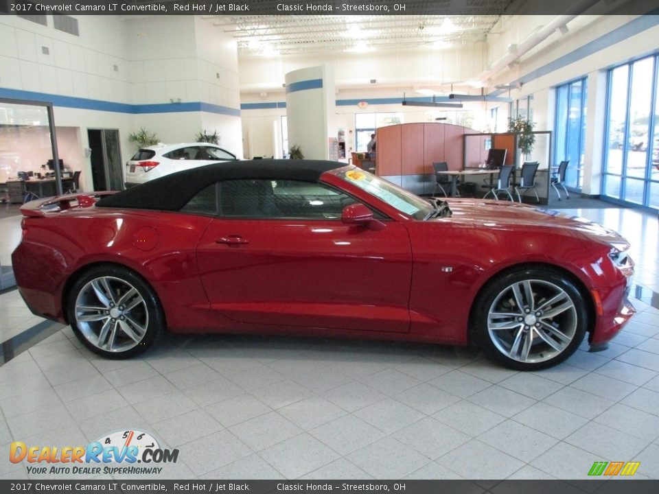 2017 Chevrolet Camaro LT Convertible Red Hot / Jet Black Photo #4