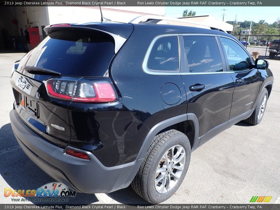 2019 Jeep Cherokee Latitude Plus Diamond Black Crystal Pearl / Black Photo #3