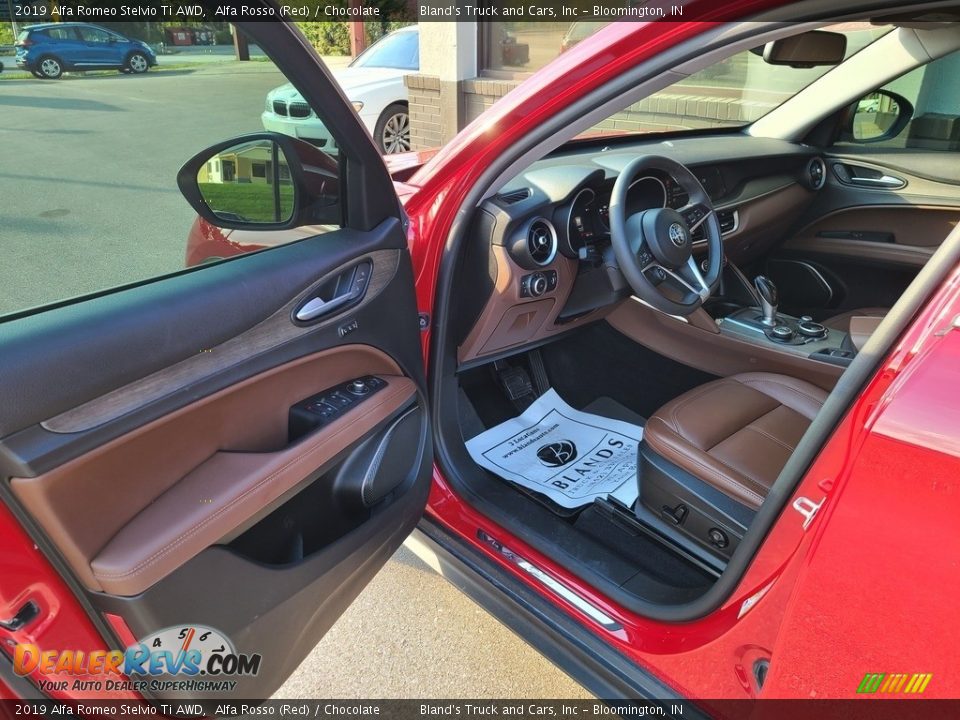 Front Seat of 2019 Alfa Romeo Stelvio Ti AWD Photo #3