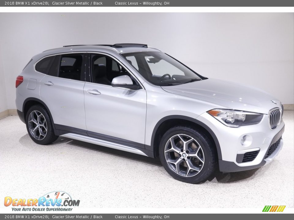 2018 BMW X1 xDrive28i Glacier Silver Metallic / Black Photo #1