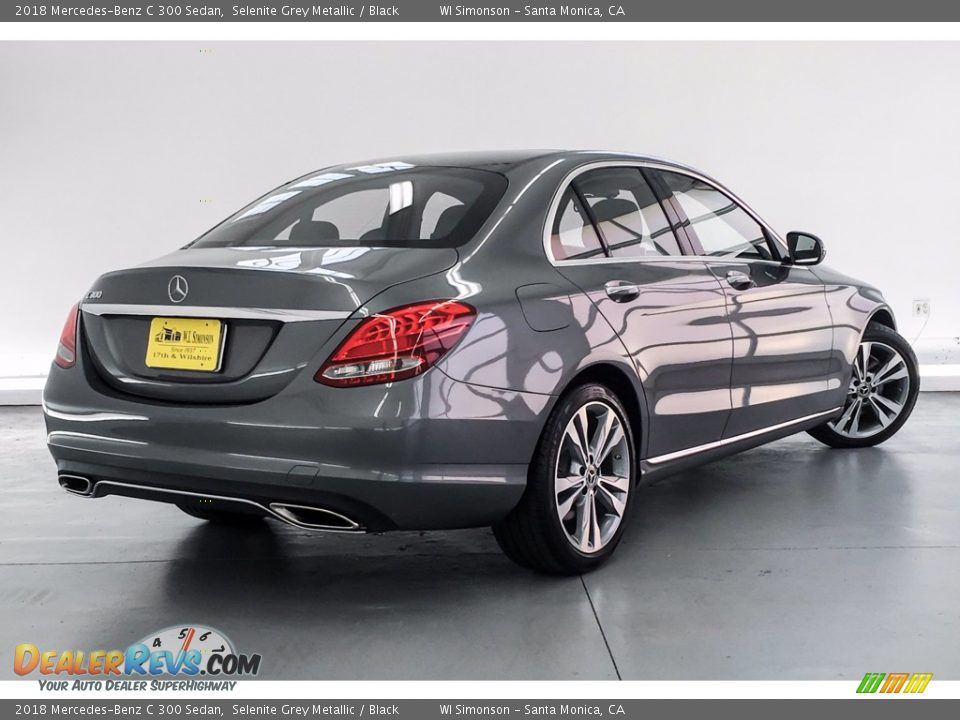 2018 Mercedes-Benz C 300 Sedan Selenite Grey Metallic / Black Photo #16