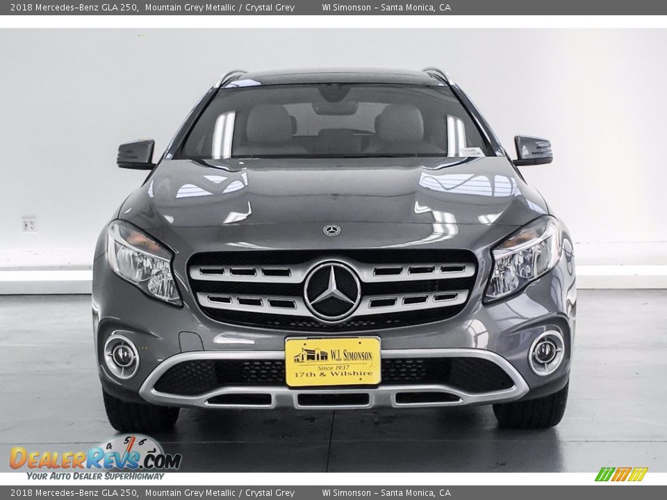 2018 Mercedes-Benz GLA 250 Mountain Grey Metallic / Crystal Grey Photo #2