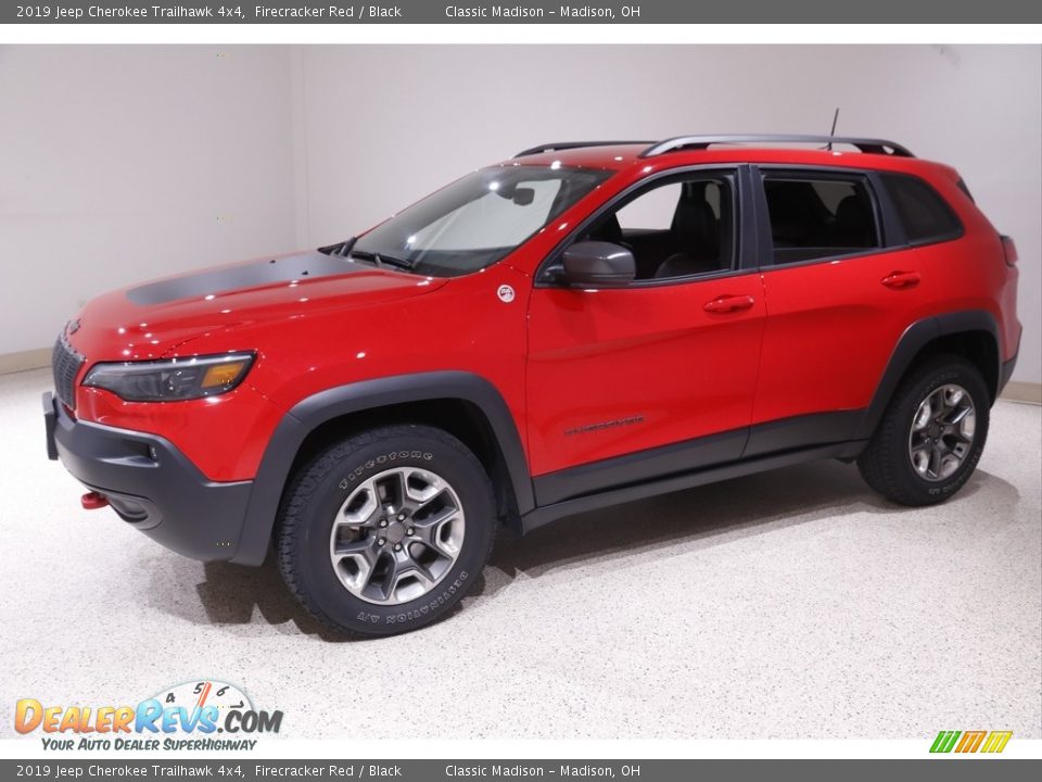 2019 Jeep Cherokee Trailhawk 4x4 Firecracker Red / Black Photo #3