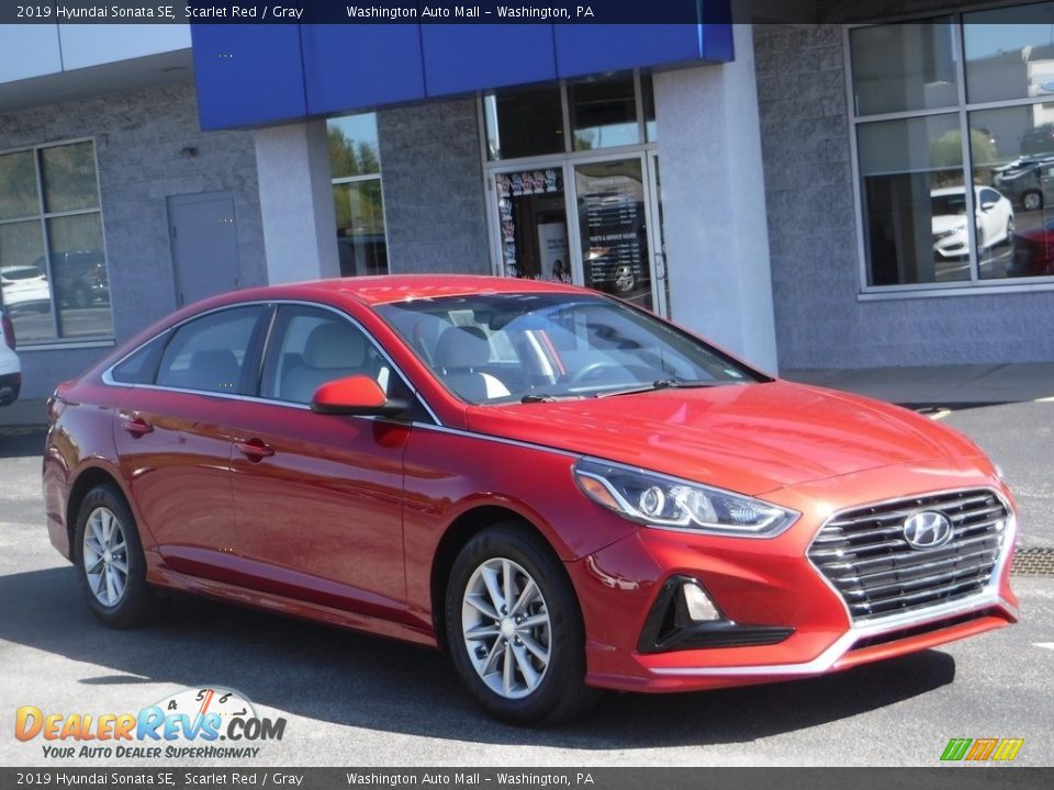 2019 Hyundai Sonata SE Scarlet Red / Gray Photo #1