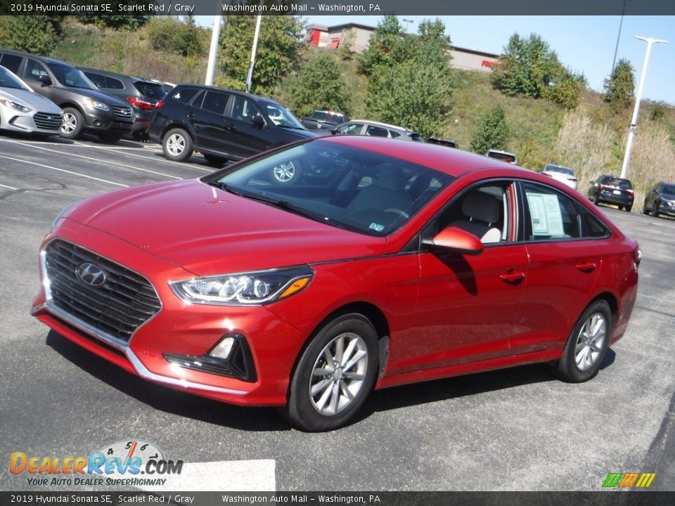 2019 Hyundai Sonata SE Scarlet Red / Gray Photo #5