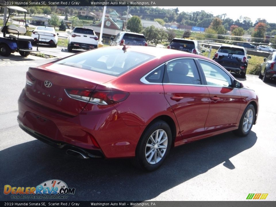 2019 Hyundai Sonata SE Scarlet Red / Gray Photo #10