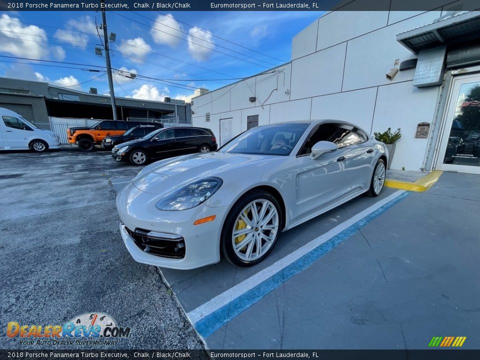 Front 3/4 View of 2018 Porsche Panamera Turbo Executive Photo #1