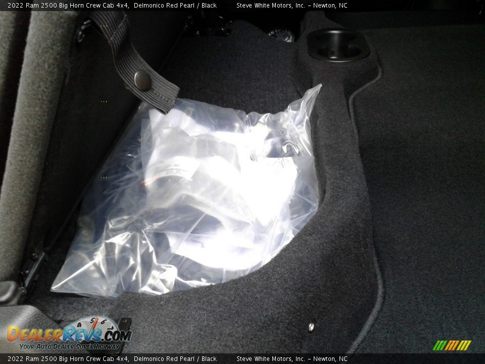 2022 Ram 2500 Big Horn Crew Cab 4x4 Delmonico Red Pearl / Black Photo #17