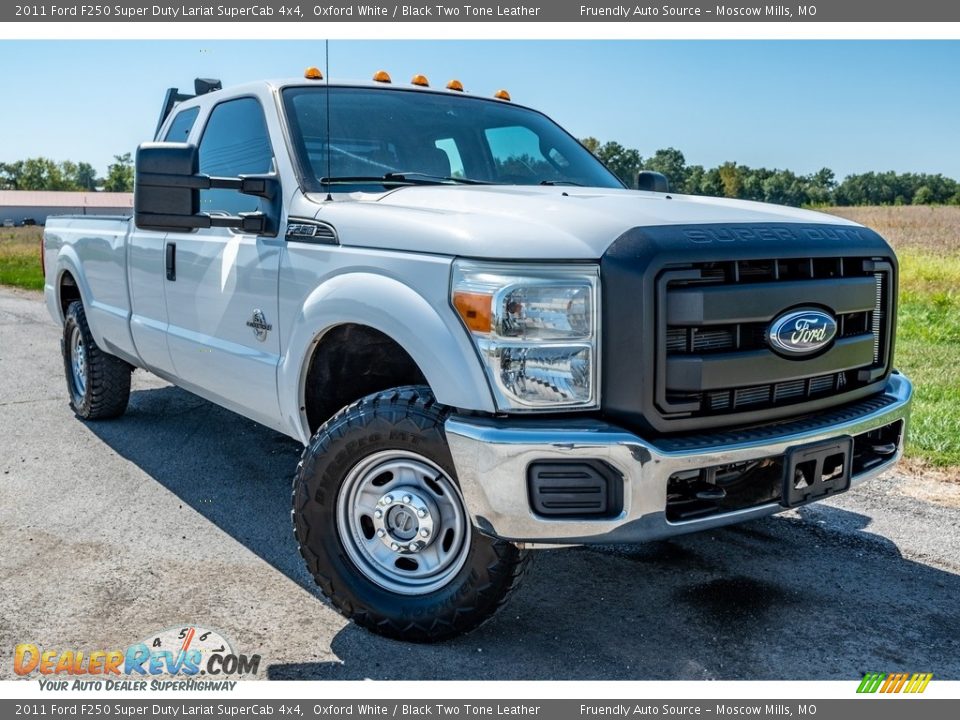 2011 Ford F250 Super Duty Lariat SuperCab 4x4 Oxford White / Black Two Tone Leather Photo #1