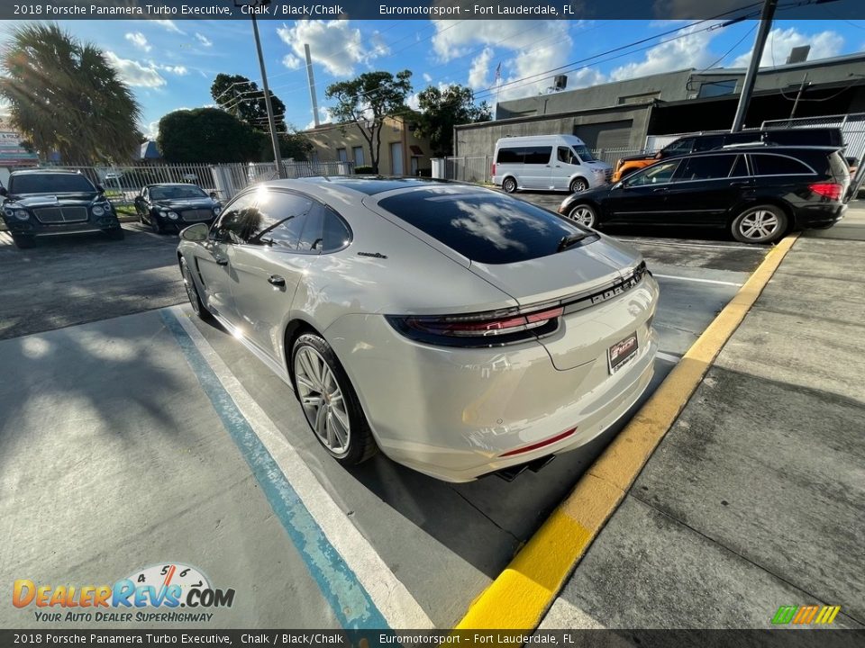 2018 Porsche Panamera Turbo Executive Chalk / Black/Chalk Photo #24