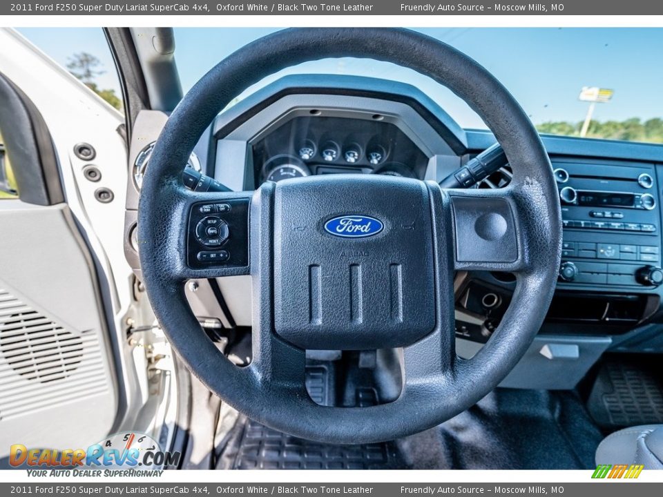 2011 Ford F250 Super Duty Lariat SuperCab 4x4 Oxford White / Black Two Tone Leather Photo #34