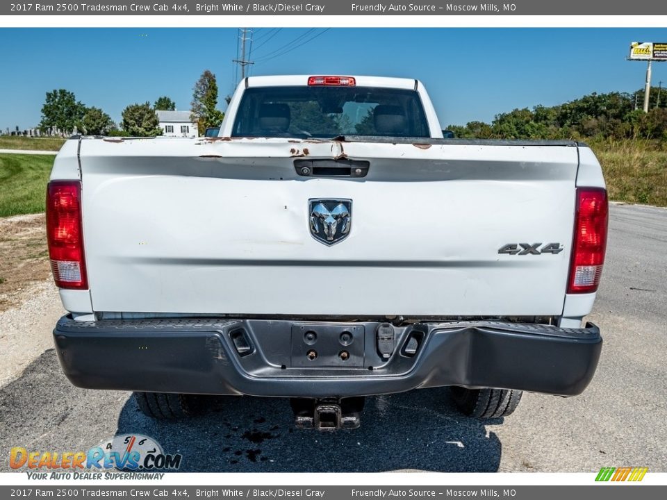 2017 Ram 2500 Tradesman Crew Cab 4x4 Bright White / Black/Diesel Gray Photo #5