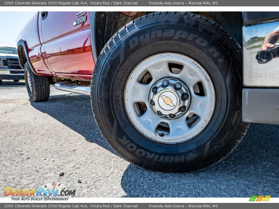 2005 Chevrolet Silverado 3500 Regular Cab 4x4 Wheel Photo #2