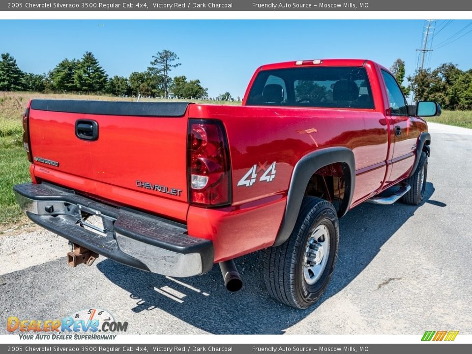 2005 Chevrolet Silverado 3500 Regular Cab 4x4 Victory Red / Dark Charcoal Photo #4