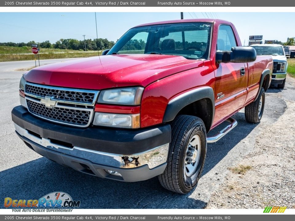 2005 Chevrolet Silverado 3500 Regular Cab 4x4 Victory Red / Dark Charcoal Photo #8