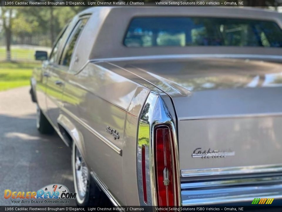 1986 Cadillac Fleetwood Brougham D'Elegance Light Chestnut Metallic / Chamois Photo #23