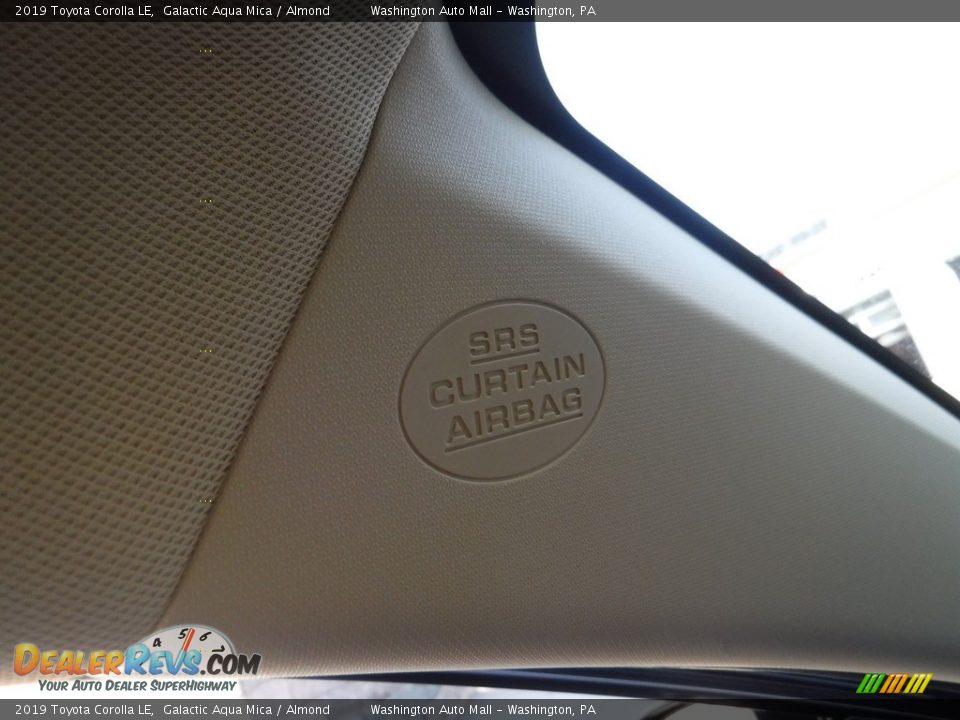 2019 Toyota Corolla LE Galactic Aqua Mica / Almond Photo #26