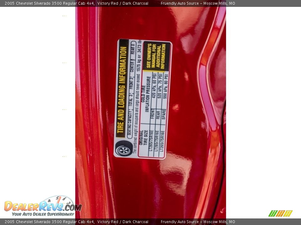 2005 Chevrolet Silverado 3500 Regular Cab 4x4 Victory Red / Dark Charcoal Photo #31