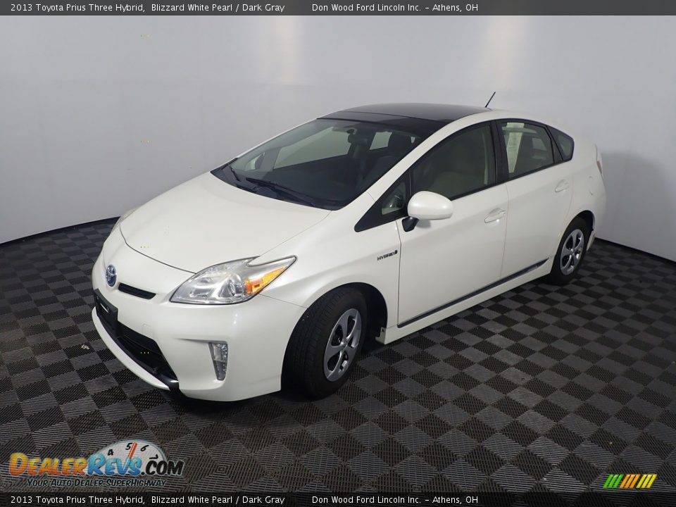 2013 Toyota Prius Three Hybrid Blizzard White Pearl / Dark Gray Photo #10