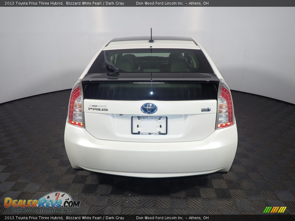 2013 Toyota Prius Three Hybrid Blizzard White Pearl / Dark Gray Photo #14