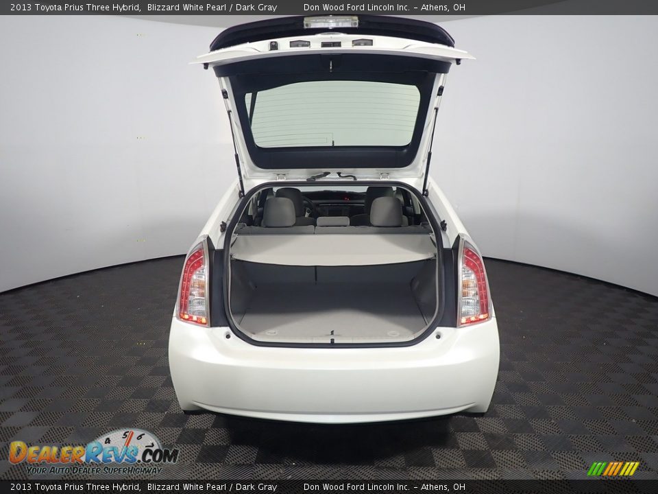 2013 Toyota Prius Three Hybrid Blizzard White Pearl / Dark Gray Photo #15