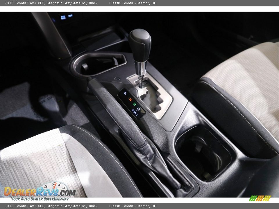 2018 Toyota RAV4 XLE Magnetic Gray Metallic / Black Photo #12