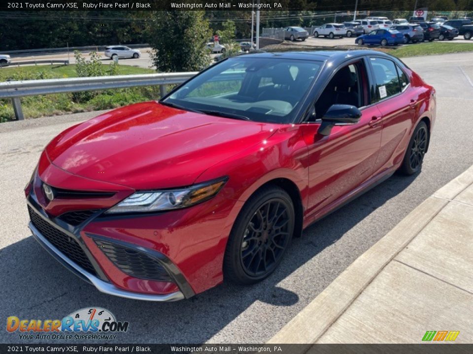 2021 Toyota Camry XSE Ruby Flare Pearl / Black Photo #7