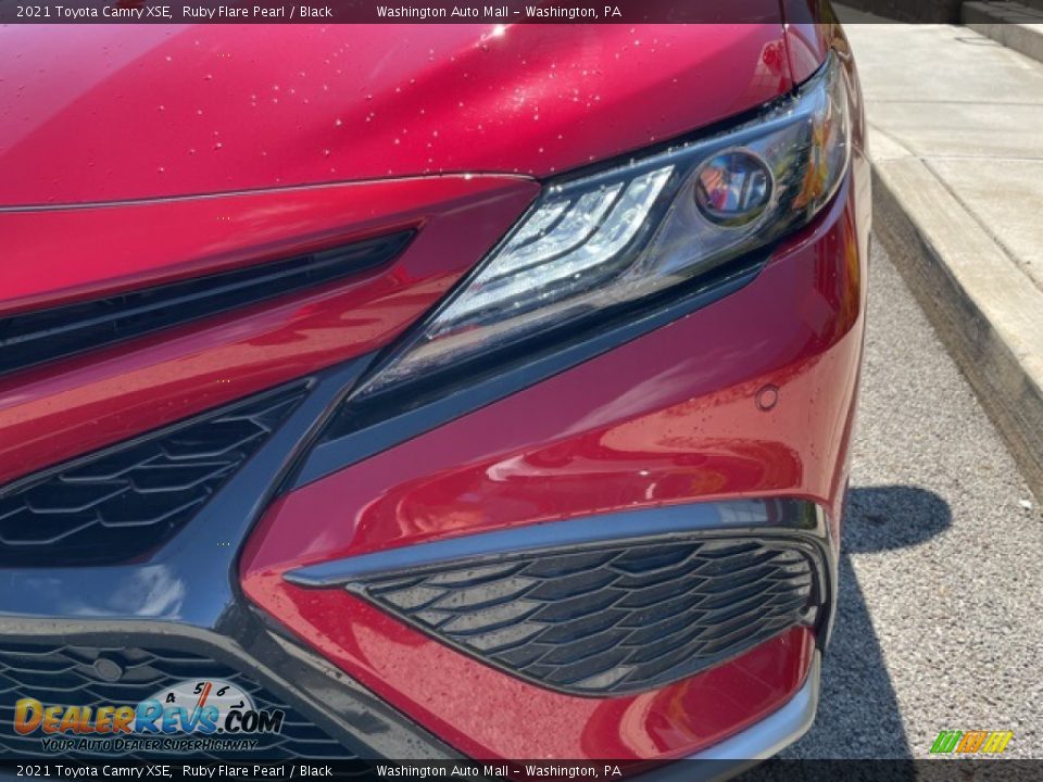 2021 Toyota Camry XSE Ruby Flare Pearl / Black Photo #10