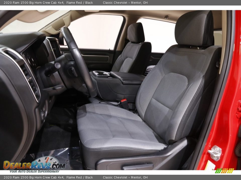 2020 Ram 1500 Big Horn Crew Cab 4x4 Flame Red / Black Photo #5