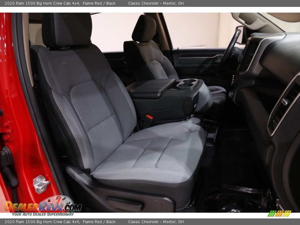 2020 Ram 1500 Big Horn Crew Cab 4x4 Flame Red / Black Photo #13