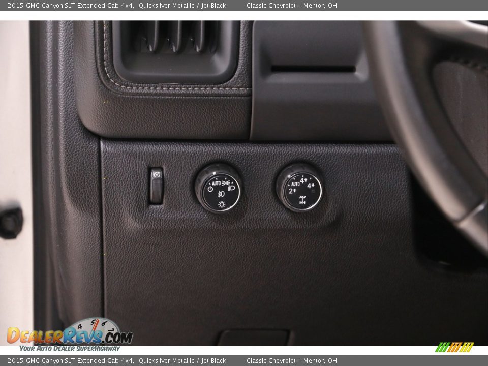 Controls of 2015 GMC Canyon SLT Extended Cab 4x4 Photo #6