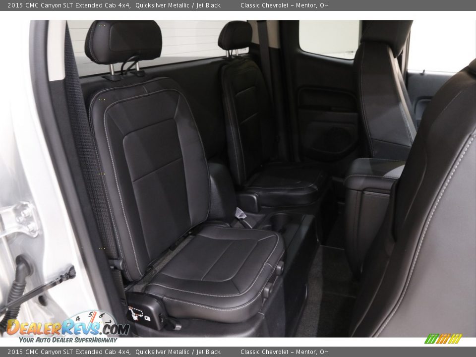 Rear Seat of 2015 GMC Canyon SLT Extended Cab 4x4 Photo #17