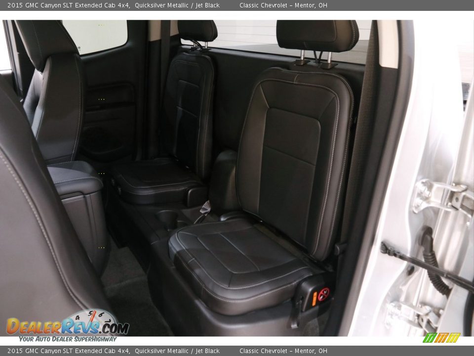 Rear Seat of 2015 GMC Canyon SLT Extended Cab 4x4 Photo #18