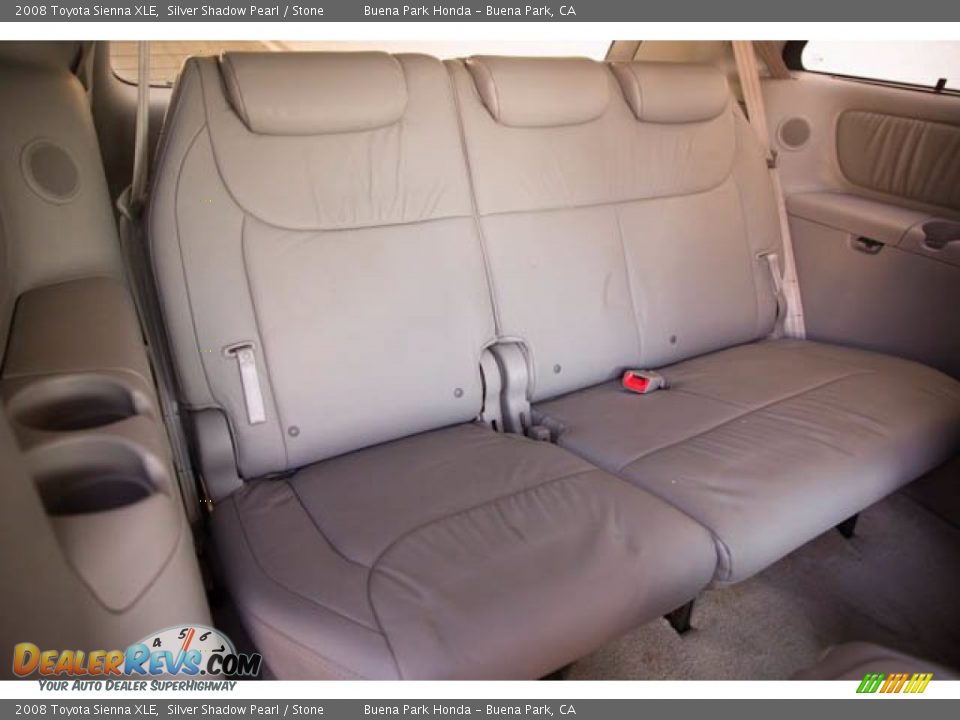 2008 Toyota Sienna XLE Silver Shadow Pearl / Stone Photo #20